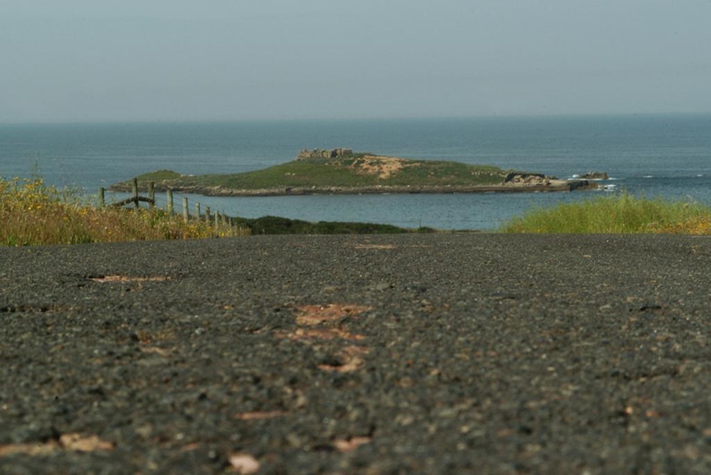 Parque De Campismo Da Ilha Do Pessegueiro Hotel Порту Кову Стая снимка