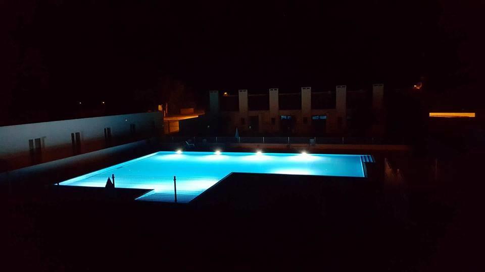Parque De Campismo Da Ilha Do Pessegueiro Hotel Порту Кову Екстериор снимка
